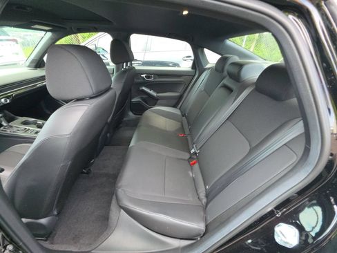 Used 2025 Honda Civic Sport image 18