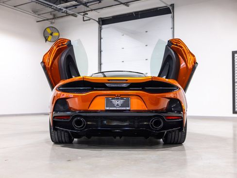 Used 2023 McLaren GT RWD image 5