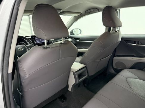 Used 2023 Toyota Camry LE image 29
