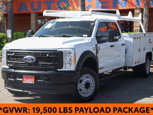 Used 2023 Ford F550 2WD Crew Cab Super Duty image 4