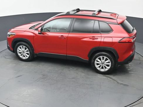 Certified 2022 Toyota Corolla Cross LE w/ Moonroof Package AWD/4WD image 41