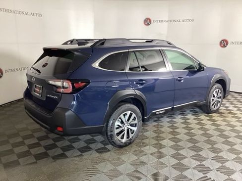 Used 2025 Subaru Outback Premium w/ Popular Package #1A AWD/4WD image 4