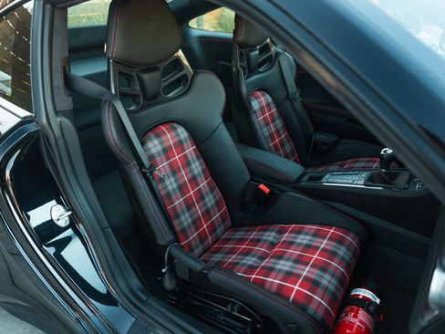 Used 2019 Porsche 911 GT3 image 38