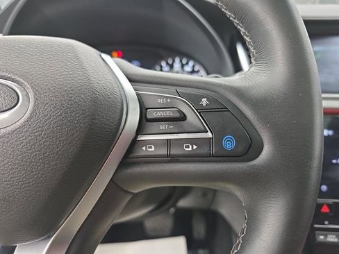Used 2025 INFINITI QX55 Sensory image 39