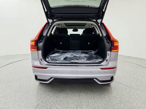 New 2026 Volvo XC60 B5 Plus w/ Protection Package Premier image 15