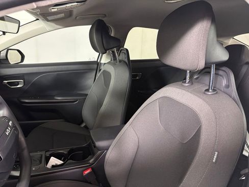 New 2026 Kia K4 FWD image 17