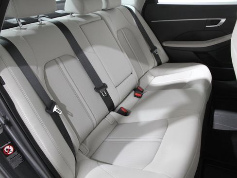 Certified 2023 Hyundai Sonata SEL image 18