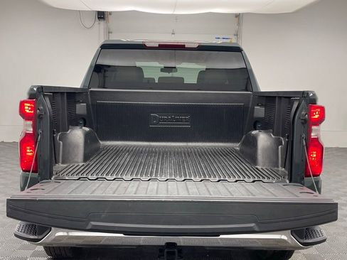 Used 2025 Chevrolet Silverado 1500 LT AWD/4WD image 9