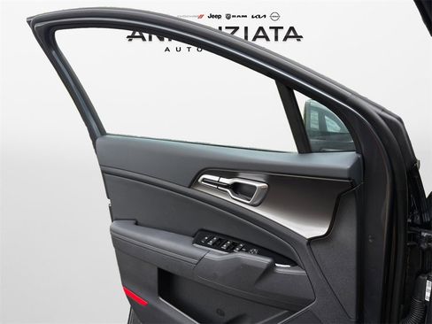 New 2025 Kia Sportage EX image 28