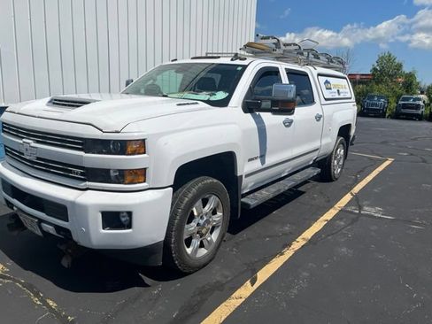 Used 2017 Chevrolet Silverado 2500 LTZ w/ Duramax Plus Package AWD/4WD image 4