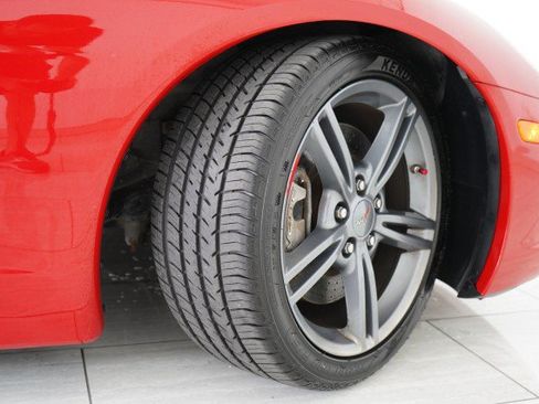 Used 2009 Chevrolet Corvette Coupe w/ Preferred Equipment Group RWD image 32