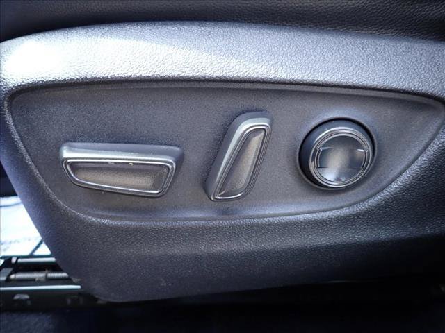 Used 2022 Toyota Highlander XLE AWD/4WD image 16