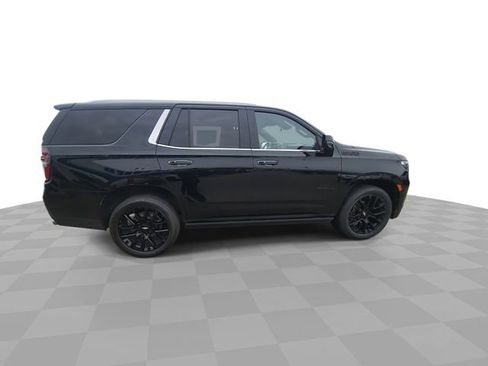 Used 2023 Chevrolet Tahoe High Country AWD/4WD image 9