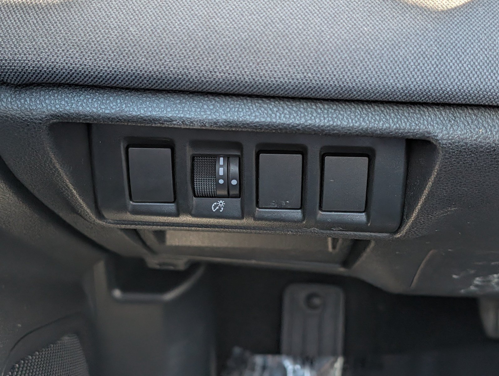 Used 2024 Subaru Outback Premium AWD/4WD image 29