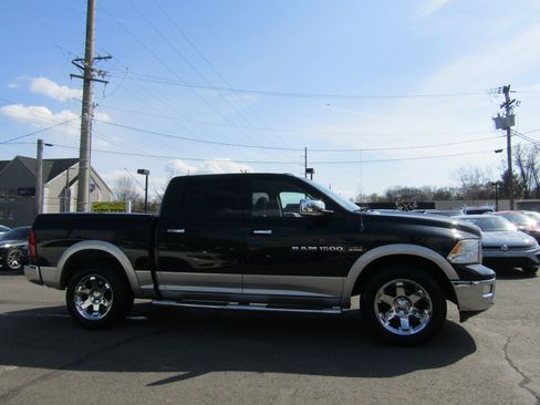Used 2011 RAM 1500 Laramie image 8