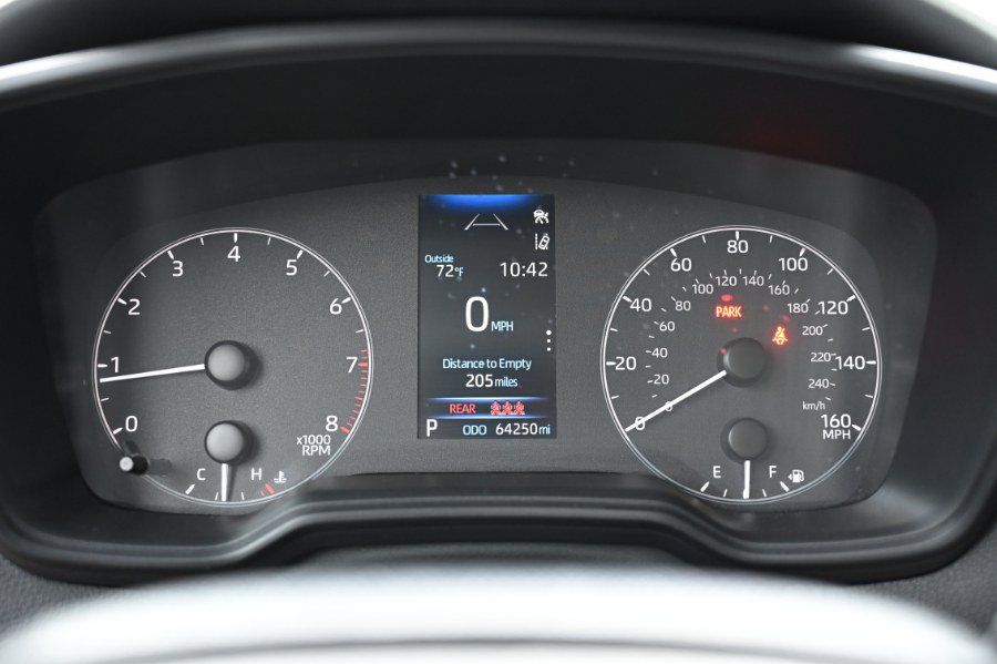 Used 2024 Toyota Corolla LE FWD image 17