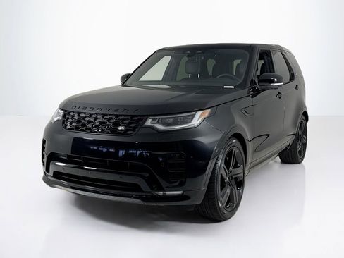 Used 2025 Land Rover Discovery Dynamic SE AWD/4WD image 1