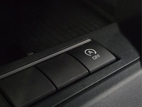 New 2026 Toyota Corolla Cross LE FWD image 21
