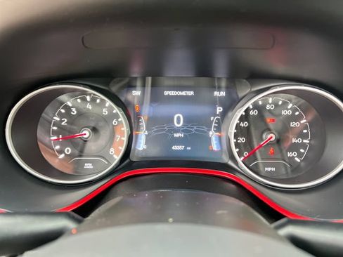 Used 2019 Jeep Compass Trailhawk AWD/4WD image 20