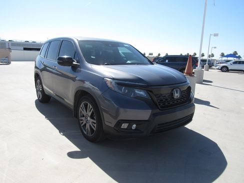 Used 2020 Honda Passport EX-L image 2
