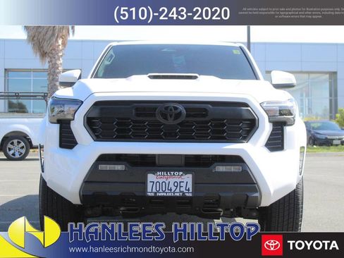 Used 2024 Toyota Tacoma TRD Sport image 4