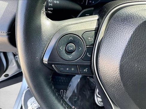 Used 2025 Toyota Corolla Cross AWD Hybrid image 19