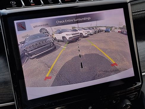 Certified 2024 Jeep Grand Cherokee L Limited AWD/4WD image 19