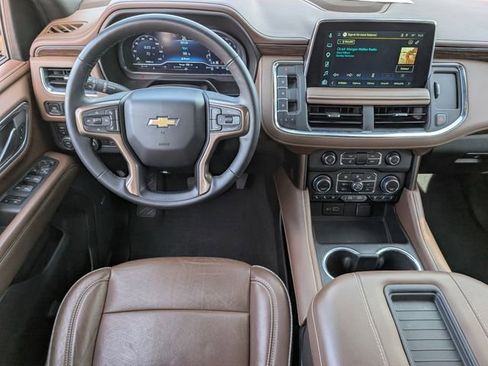 Used 2023 Chevrolet Tahoe High Country AWD/4WD image 9