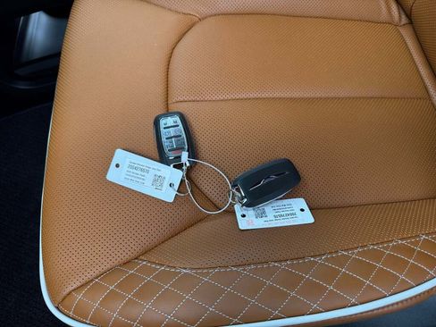 New 2026 Chrysler Pacifica Pinnacle image 30