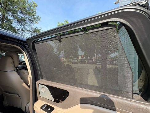 Used 2020 Lincoln Aviator Reserve w/ Equipment Group 202A AWD/4WD image 27