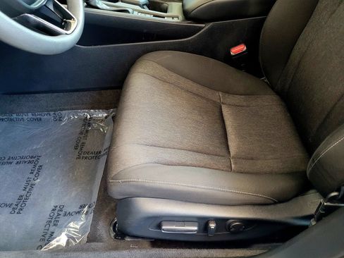 Used 2023 Honda Accord EX image 23