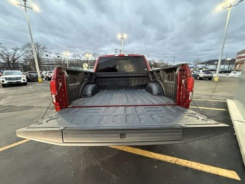 Used 2019 Ford F150 Lariat w/ Equipment Group 502A Luxury image 8