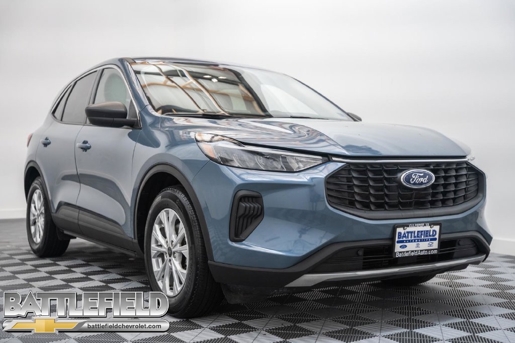 Used 2024 Ford Escape Active FWD image 1