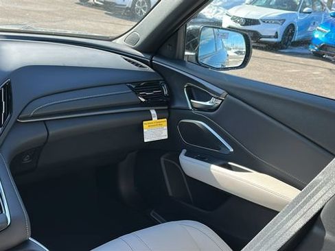 New 2026 Acura RDX SH-AWD image 23