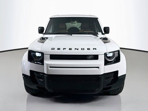 New 2026 Land Rover Defender 130 X-Dynamic SE AWD/4WD image 2