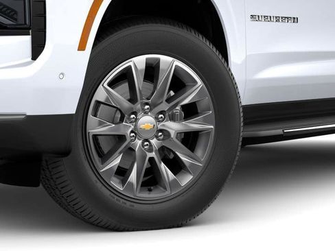 New 2026 Chevrolet Suburban Premier RWD image 32
