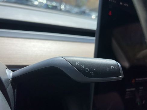 Used 2023 Tesla Model Y Long Range image 27