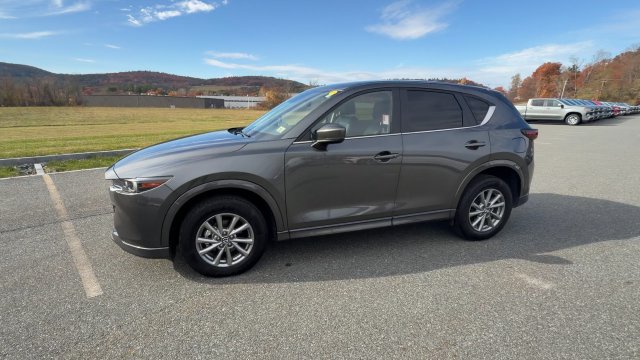 Used 2025 MAZDA CX-5 AWD 2.5 S w/ Preferred Package image 5