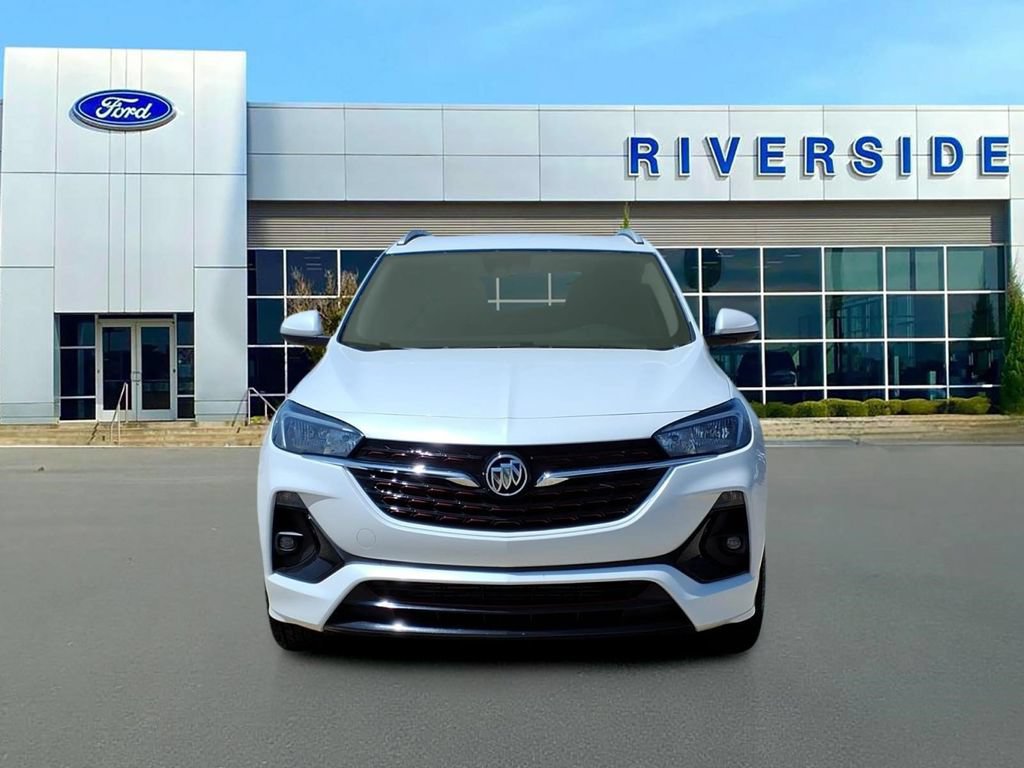 Used 2020 Buick Encore GX Select w/ Sport Touring Package FWD image 2