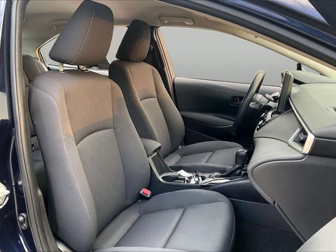 Used 2024 Toyota Corolla LE FWD image 8