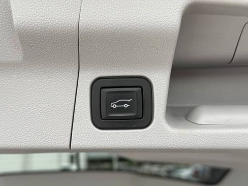 Used 2019 GMC Acadia SLT FWD image 11