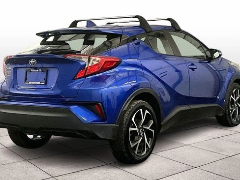 Used 2019 Toyota C-HR XLE image 11