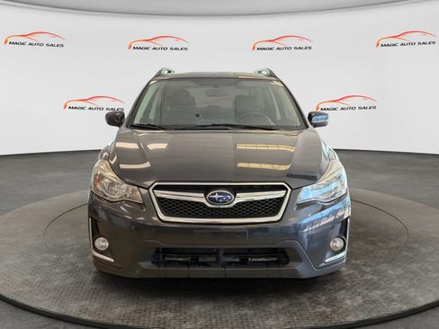 Used 2017 Subaru Crosstrek 2.0i Limited AWD/4WD image 3