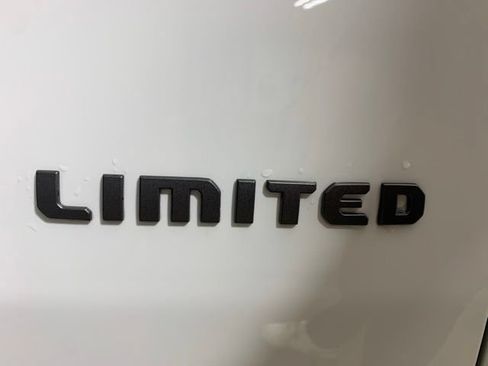 New 2026 Jeep Cherokee Limited AWD/4WD image 9