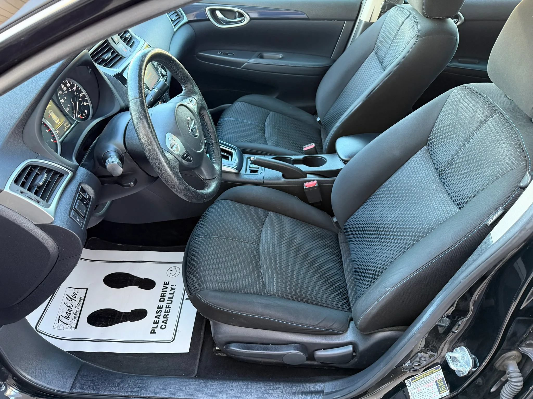 Used 2018 Nissan Sentra SR w/ SR Midnight Edition Package FWD image 12
