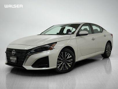 Used 2023 Nissan Altima 2.5 SV w/ SV Premium Package