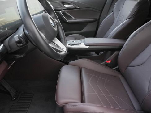 Certified 2025 BMW X2 xDrive28i image 12