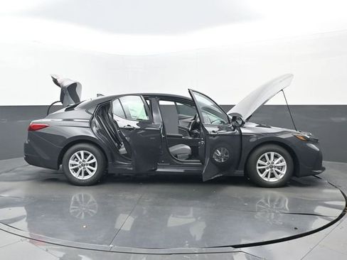 New 2026 Toyota Camry LE image 30