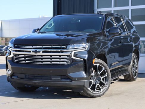 Used 2022 Chevrolet Tahoe RST w/ Luxury Package AWD/4WD image 3