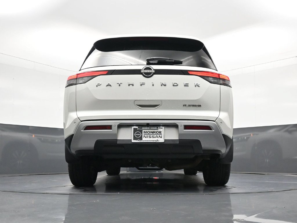 Certified 2023 Nissan Pathfinder Platinum FWD image 25